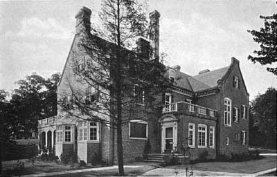 Black and white image of Ascot House prior to being demolished
